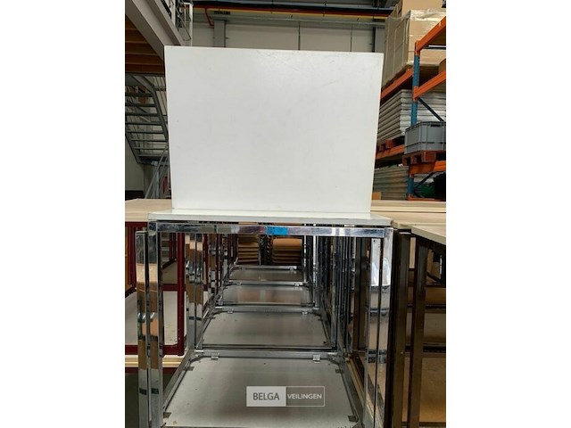 Partij kleine tafels - afbeelding 1 van  3