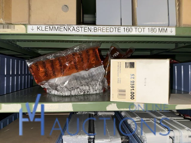 Partij klemmen- en aftakkasten - afbeelding 2 van  11
