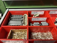 Partij klemmen en industriële connectoren - afbeelding 24 van  91