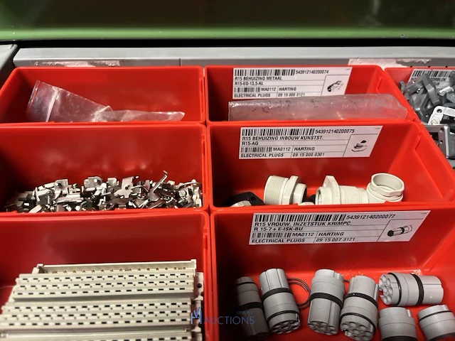 Partij klemmen en industriële connectoren - afbeelding 33 van  91