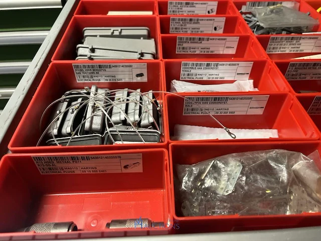 Partij klemmen en industriële connectoren - afbeelding 38 van  91