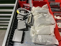 Partij klemmen en industriële connectoren - afbeelding 44 van  91