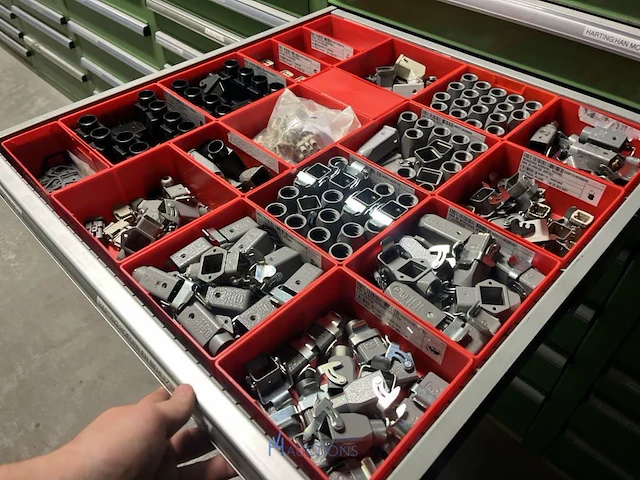Partij klemmen en industriële connectoren - afbeelding 50 van  91