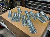 Partij klepscharnieren 10 stuks nieuw - afbeelding 1 van  1