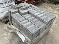 Partij klinkers - afbeelding 4 van  4