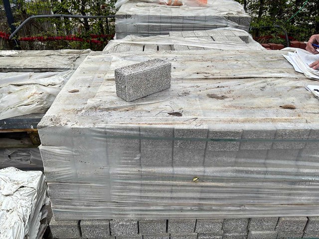 Partij klinkers - afbeelding 1 van  2