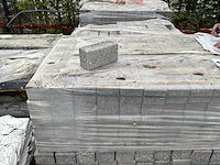 Partij klinkers - afbeelding 1 van  2