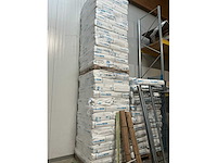 Partij knauf type jetspray minerale wol - afbeelding 1 van  2