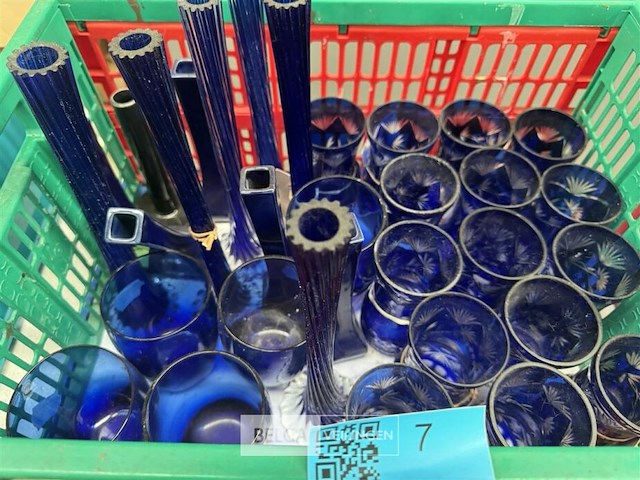 Partij kobalt blauwe vaasjes - afbeelding 2 van  2