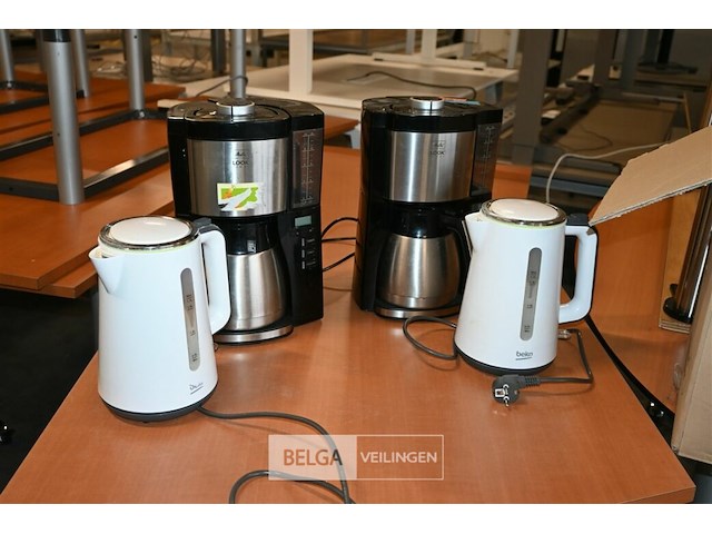 Partij koffiezetapparaten en waterkokers - afbeelding 1 van  7