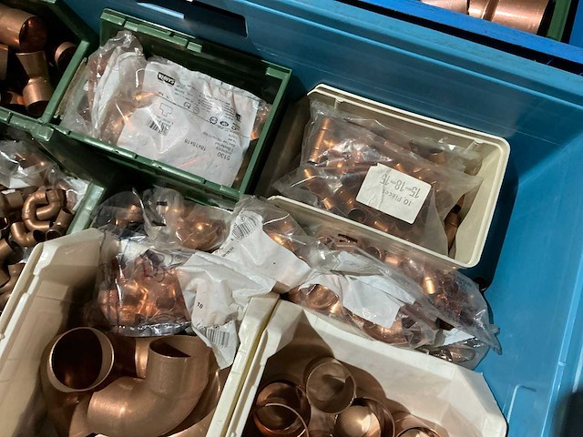 Partij koperen fitting materiaal - afbeelding 5 van  8
