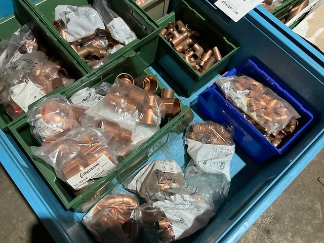 Partij koperen fitting materiaal - afbeelding 3 van  7