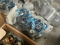 Partij koperen koppelingen en afvoer hulpstukken - afbeelding 6 van  9