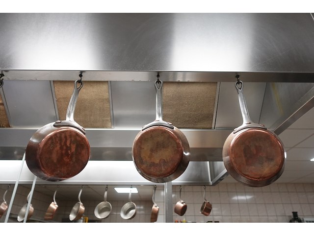 Partij koperen pannen - afbeelding 2 van  14