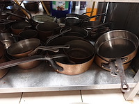 Partij koperen pannen - afbeelding 7 van  14