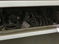 Partij koppelingen, kranen, nipels en klemmen - afbeelding 13 van  18