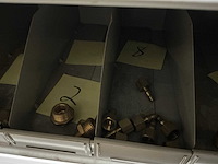 Partij koppelingen, kranen, nipels en klemmen - afbeelding 4 van  18