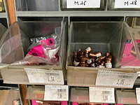 Partij koppelstukken en bevestigingsmaterialen - afbeelding 3 van  54