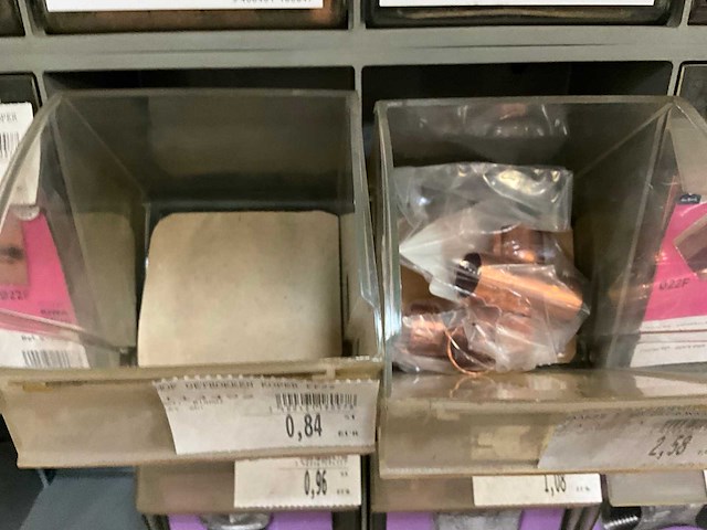 Partij koppelstukken en bevestigingsmaterialen - afbeelding 7 van  54