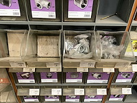 Partij koppelstukken en bevestigingsmaterialen - afbeelding 13 van  54
