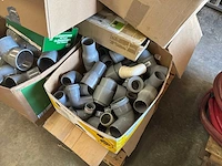 Partij koppelstukken en bochten - afbeelding 2 van  4