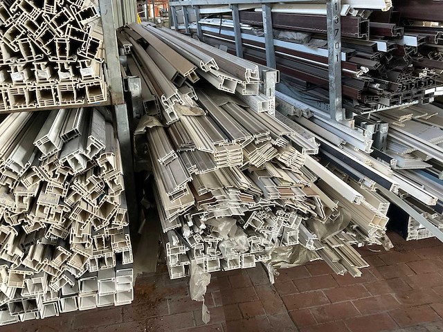 Partij kozijnprofielen - afbeelding 7 van  12