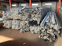 Partij kozijnprofielen - afbeelding 1 van  5