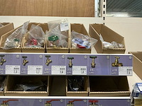 Partij kraanwerk en installatietoebehoren - afbeelding 8 van  25