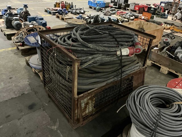 Partij krachtstroom kabels - afbeelding 1 van  5