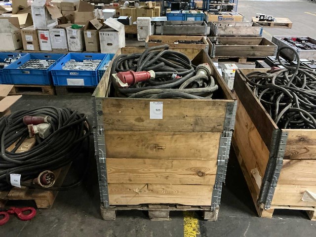 Partij krachtstroom verlengkabels - afbeelding 1 van  5