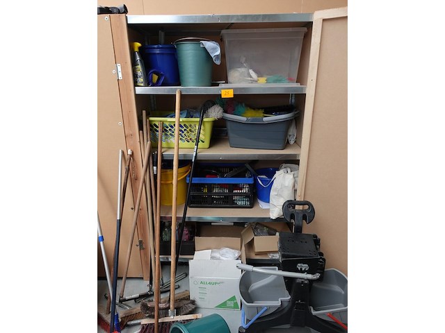 Partij kuismateriaal - afbeelding 1 van  3