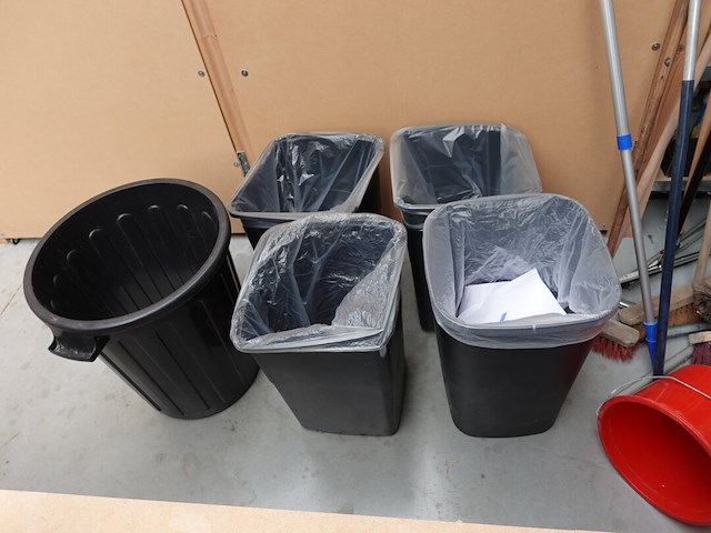 Partij kuismateriaal - afbeelding 3 van  3