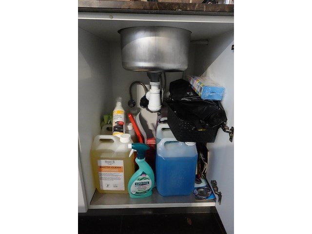 Partij kuisproducten - afbeelding 3 van  3