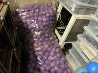 Partij kunststof ballen - afbeelding 2 van  2