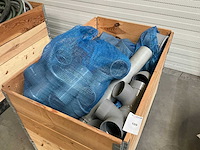 Partij kunststof buishulpstukken - afbeelding 1 van  5