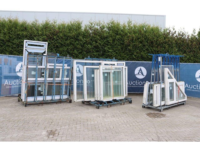 Partij kunststof kozijnen gealan nieuw - afbeelding 1 van  1