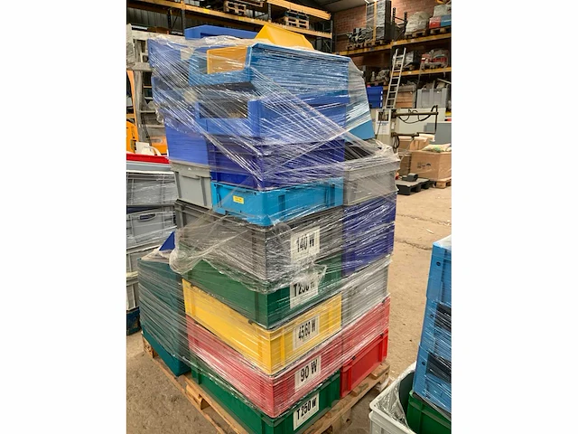 Partij kunststof magazijnbakken - afbeelding 4 van  4