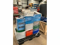 Partij kunststof magazijnbakken - afbeelding 4 van  5