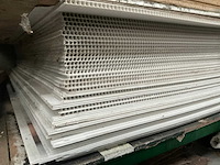 Partij kunststof plaatmateriaal - afbeelding 2 van  2