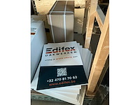 Partij kunststof reclameborden