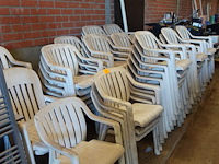Partij kunststof stoelen - afbeelding 2 van  4