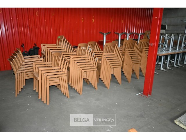Partij kunststof tuinstoelen - afbeelding 5 van  5