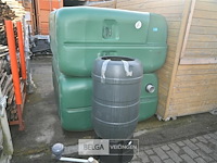 Partij kunststof watervaten