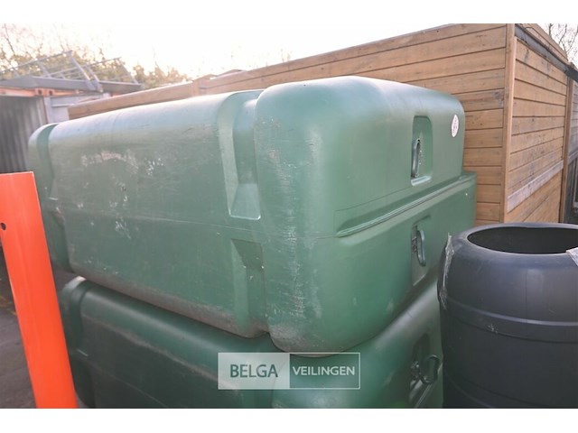 Partij kunststof watervaten - afbeelding 5 van  8