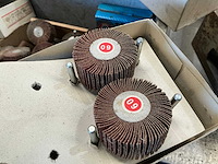 Partij lamellenborstel - afbeelding 3 van  4