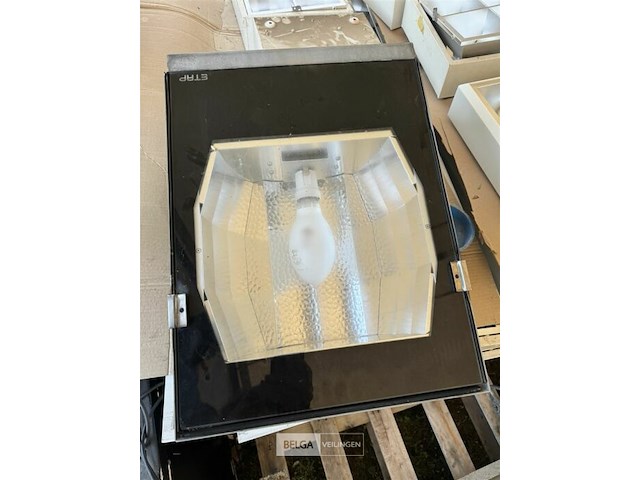 Partij lamparmaturen + breedstraler - afbeelding 3 van  7