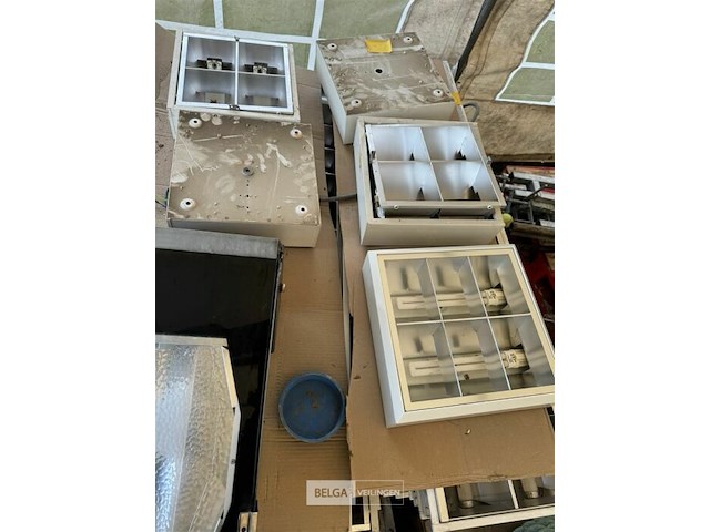 Partij lamparmaturen + breedstraler - afbeelding 4 van  7