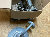 Partij lampen gebruikt 2x straler + 1x sierlamp - afbeelding 2 van  4