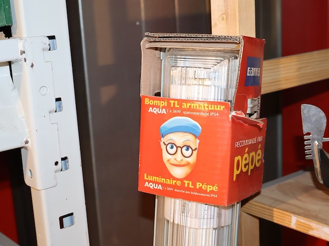 Partij lampen - afbeelding 6 van  7