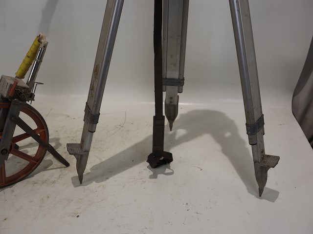 Partij landmeter - afbeelding 8 van  9